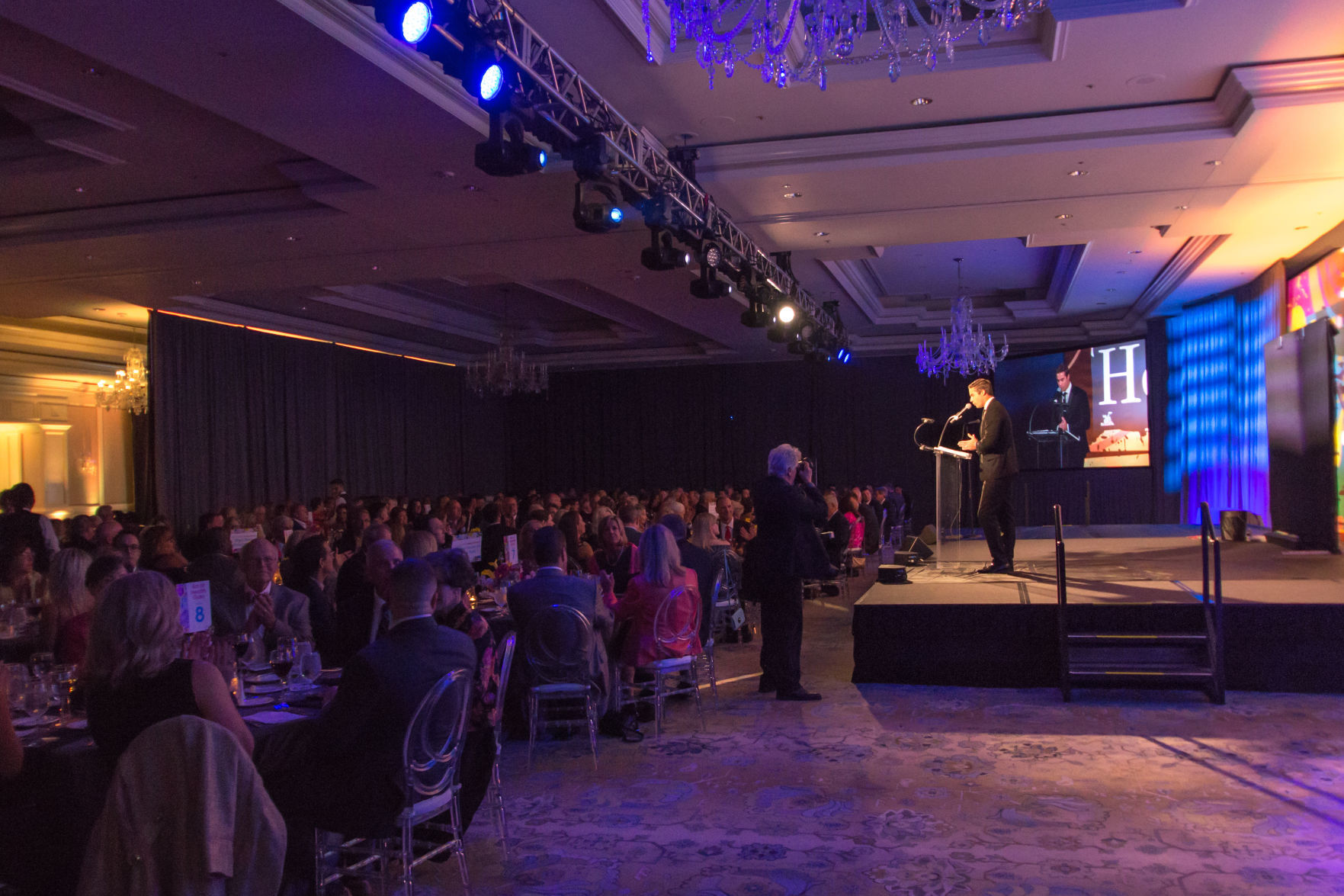 101318St.LukesArtofhealthgala39.jpg